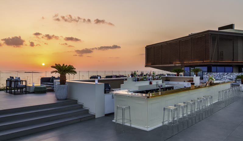Neo Sky Bar, Sunset